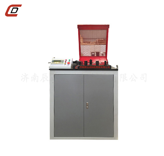 使用鋼筋彎曲試驗機(jī)時要注意什么？